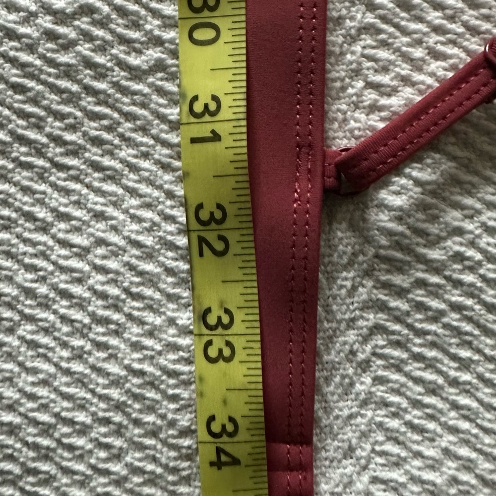Size XL Puma 2 piece swimsuit. - Picture 5 of 5